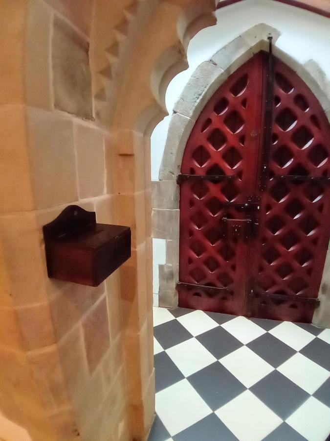 St James House - Converted Church Hereford Exterior foto